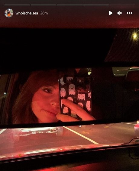 Chelsea Cook エロティックなスター 写真