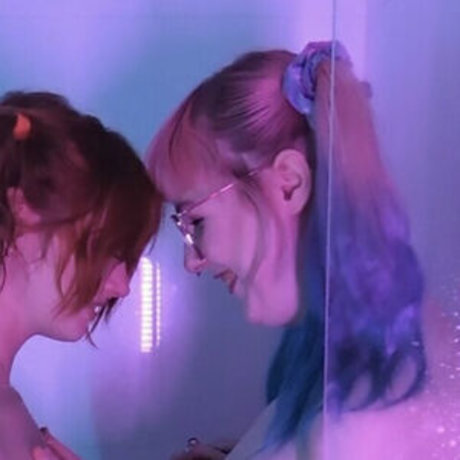 小柄なブロンドの熟女OnlyFans 美しいポルノ アーカイブ