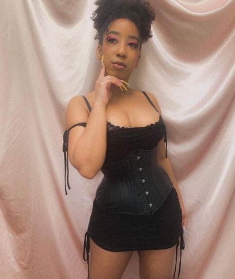 Rappers Daughters profile image