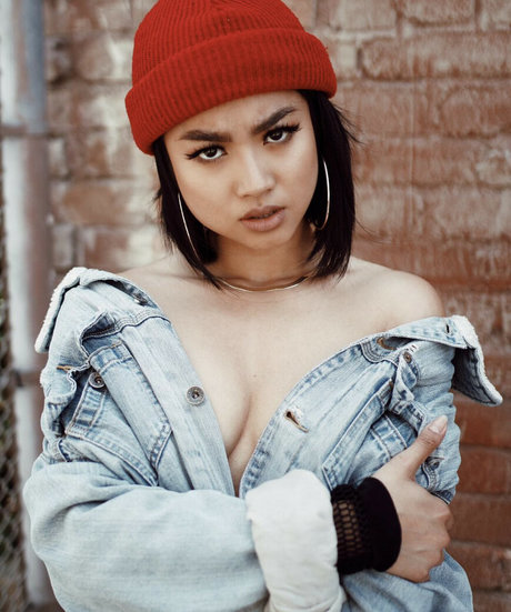 Twaydabae ヌード女優 写真