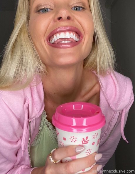 ashleybelle 美しいスター 写真