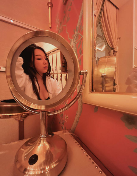 leesherfree 美しいモデル 画像