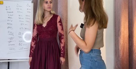 大きな白いチンポ OnlyFans アートヌード アーカイブ