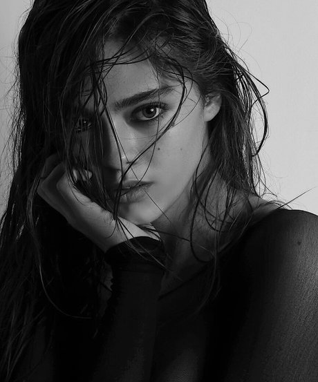 Alexandra Moskaleva xxxポルノスター 写真