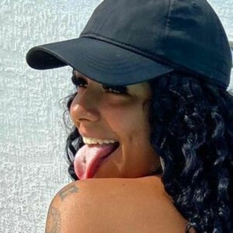 Karen Alencar 限定スター 画像