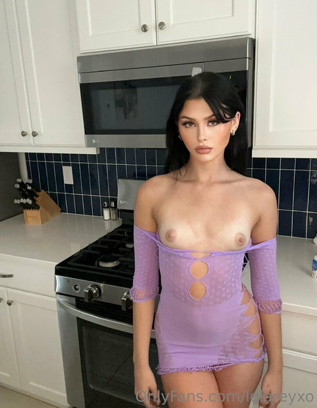 lolareyxo xxx女優 画像