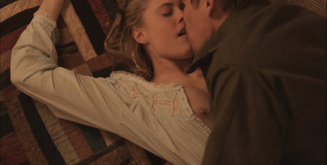 Greta Gerwig 素敵なモデル 写真