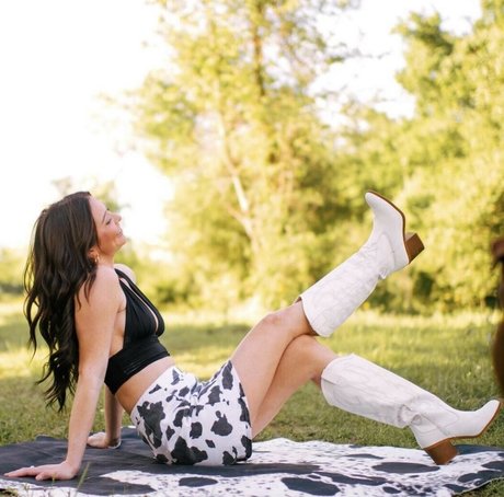 megreilyy ポルノスター ヌード 画像