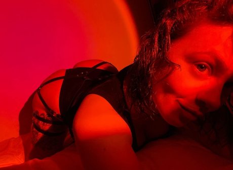 アマチュア潮吹きOnlyFans セックス 画像