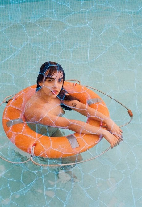 Nemmy Horin 素敵なモデル 画像