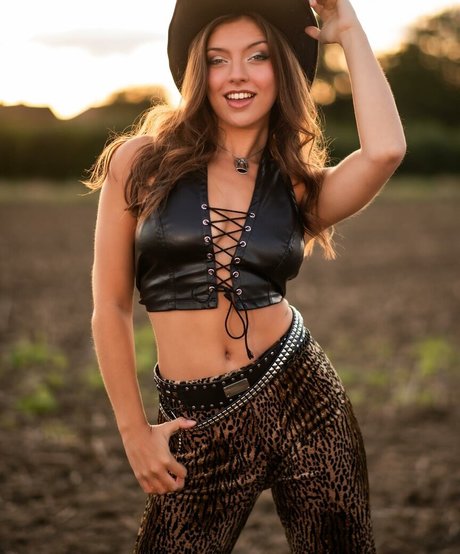 Ellie Jolly 限定モデル 写真