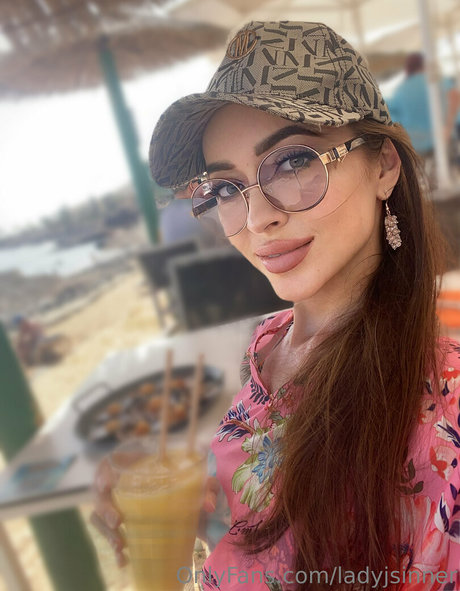 ladyjsinner ポルノスター xxx 画像