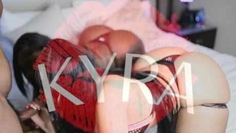 kyralaced ポルノスター 独占 写真