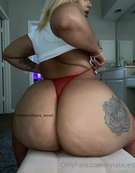 kyralaced ポルノスター xxx 写真