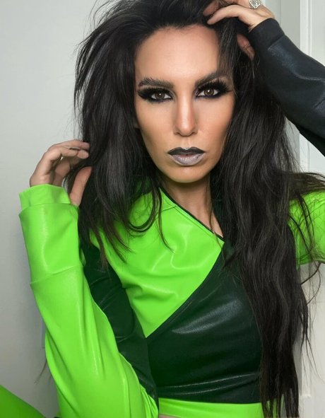 Christy Carlson Romano 素敵なポルノスター 画像