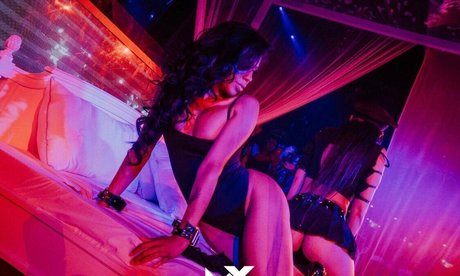 katrinamorenofree スター xxx 写真