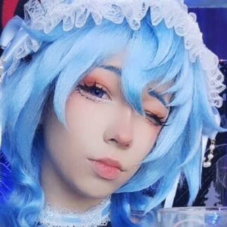 Haltsmanu アダルト女優 写真