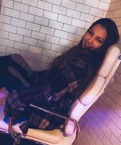 姉妹のOnlyFans 美しい 写真