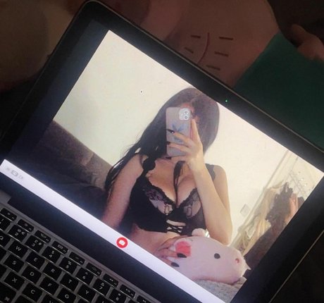 アヘ顔 OnlyFans アートヌード 写真