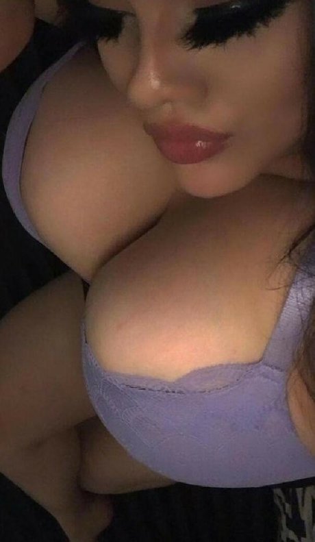 アジアンシャワー OnlyFans セクシーxxx 写真