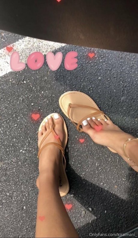 小柄なBBC OnlyFans エロチック 写真