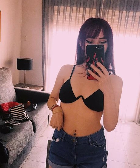 elyshuri xxxモデル アーカイブ