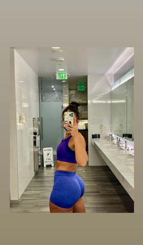 曲線美のアナルOnlyFans ホットヌード 画像