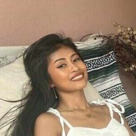 大きな白いチンポ OnlyFans 無料セクシー 写真