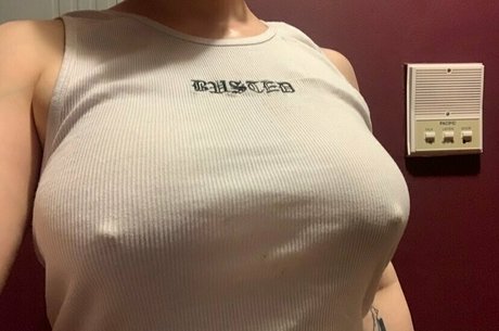 nyxxx at night 裸モデル ギャラリー