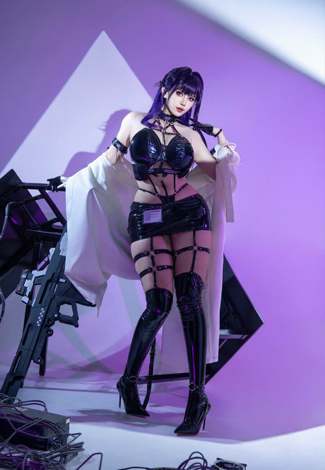 ルビーオンリーファン セクシーヌード ギャラリー