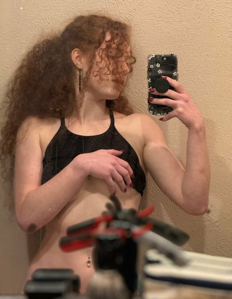 曲線美のティーンズOnlyFans ポルノ ギャラリー