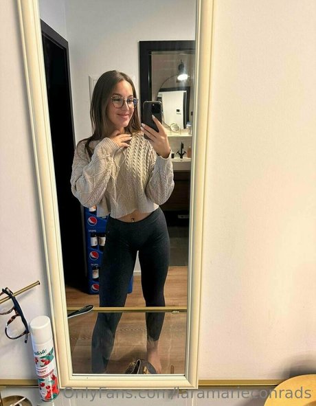 laramarieconrads xxxスター ギャラリー