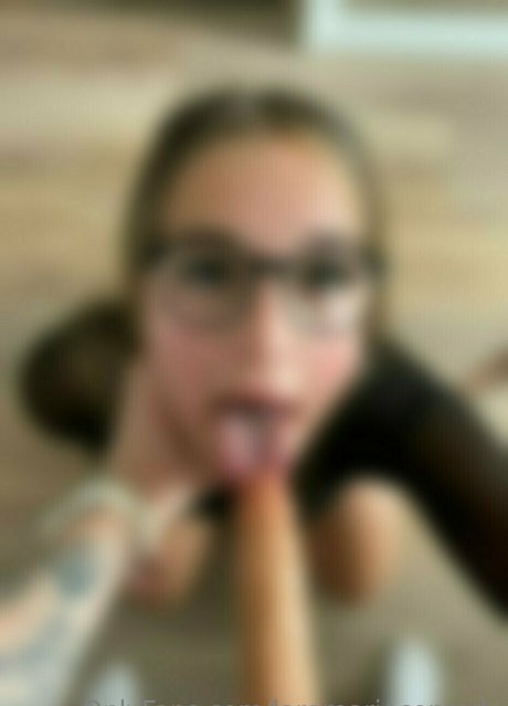 laramarieconrads xxxモデル 写真