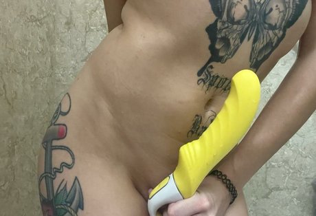 SpookyBabyXXX ポルノスター 画像