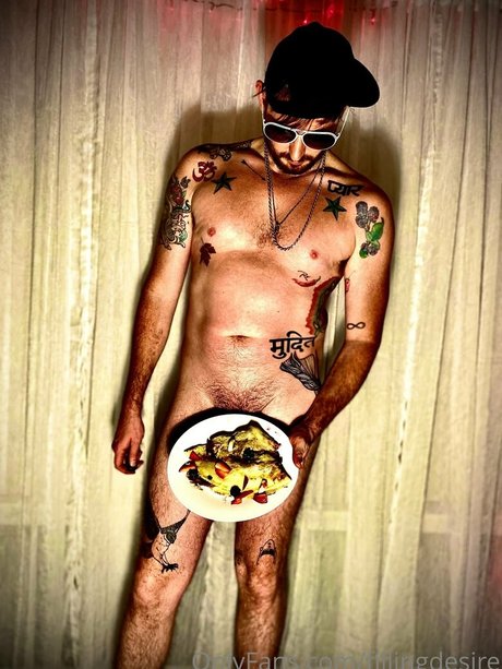 fillingdesire セクシーなポルノスター 写真