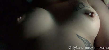 vannavamp アートモデル 画像