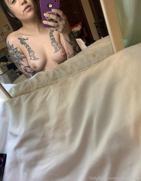 vannavamp HD女優 写真