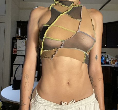 ポルノスター無料OnlyFans セクシー 画像