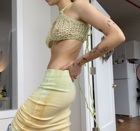 ブロンドヨガOnlyFans ポルノ 写真