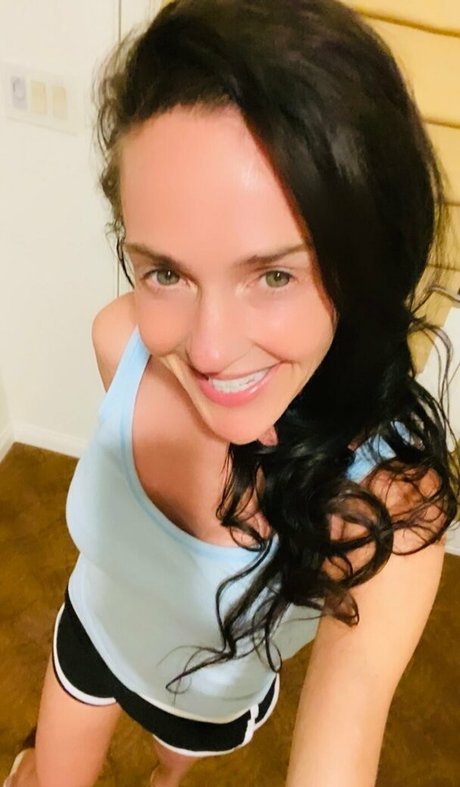 lilrosiedoll ヌードモデル 写真