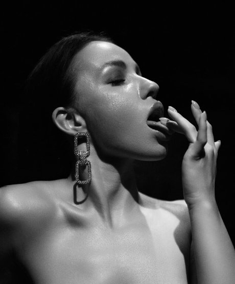 Eleonora Nedova 美しいスター 画像