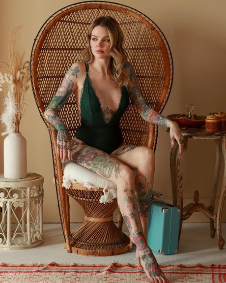 ohioliz エロティックなポルノスター 画像