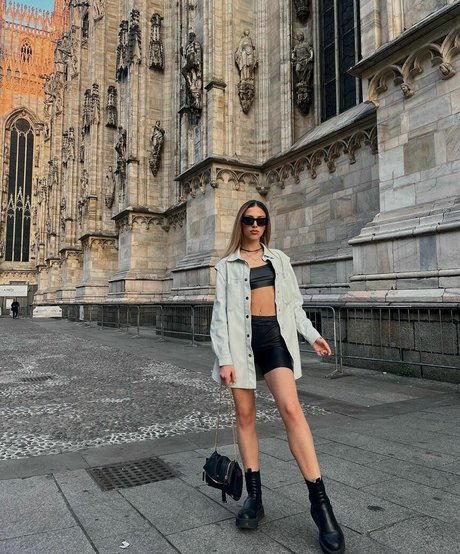 Klea Brahimi かわいいモデル 写真