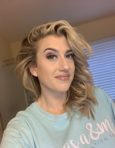 badasstxmama ヌードのポルノスター 写真