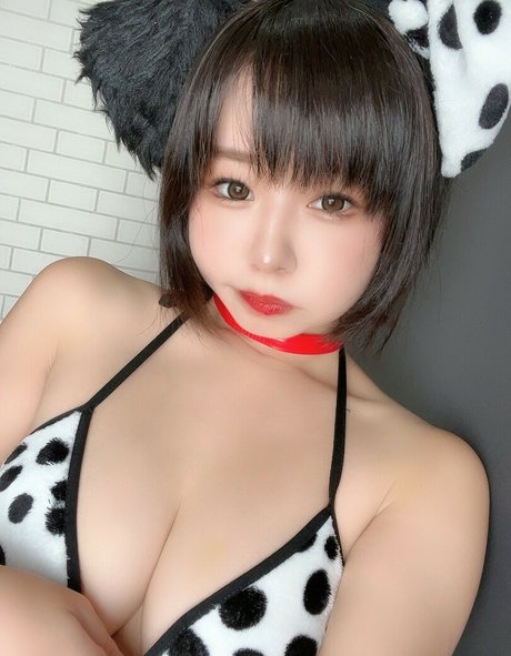 Ruis Tsuji ヌードモデル 写真