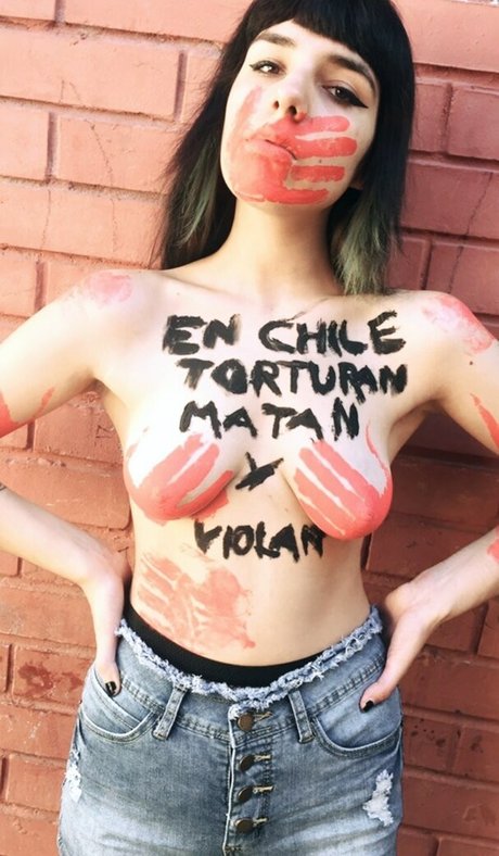 scarmoon22 裸のモデル 画像