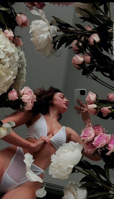 Ana Koshkina スター ヌード ギャラリー