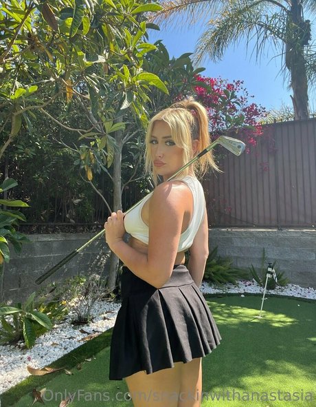 エボニートップオンリーファン ポルノ 画像