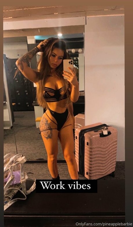 巨乳とお尻のOnlyFans ホットセクシー 写真