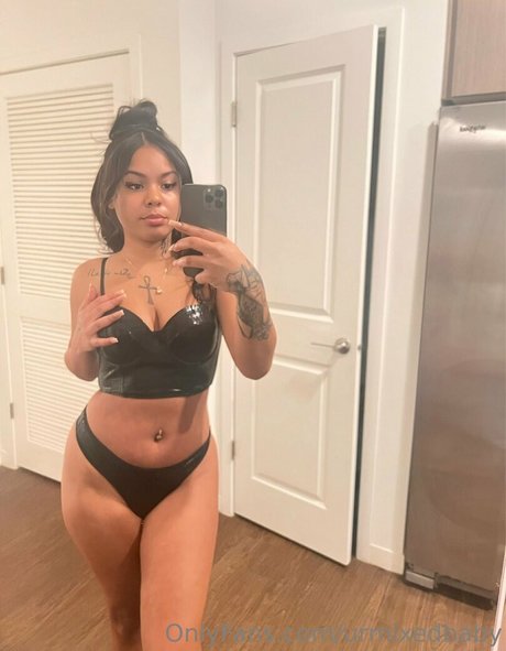 baybelaya スター ヌード 写真